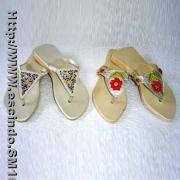 1039-119,115 Comfortable Hand Made Beaded Women's Casual Shoes in Fash