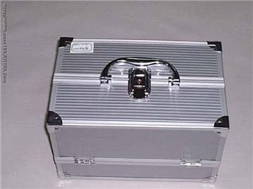 aluminum case