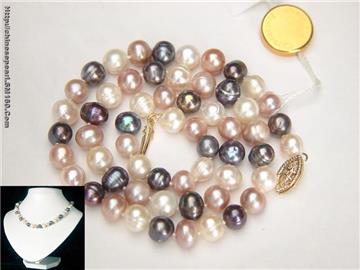 freshwater pearl necklace