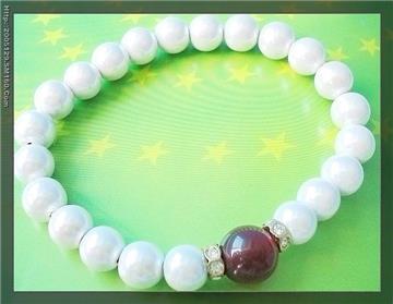 Magnetic Pearl Bracelet