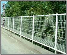 wire mesh fences