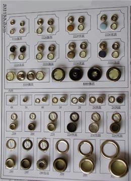 Metal buttons