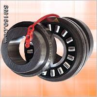 Combination of needle roller bearing
