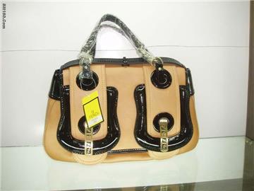 Sell LV.GUCCI .CHANEL.FENDI.DIOR .handbags 