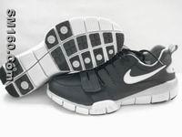 Cheap wholesale and retail sneaker shoes boots hoodies jeans t-shirts 