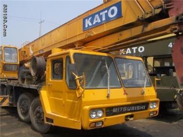 sell used crane Kato NK400E-III