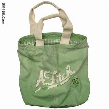 sell:handbags,socks,wallets,watches,sunglasses,and so on.