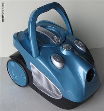 cyclonic vacuum cleaner