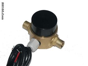 Different pressure transmitter