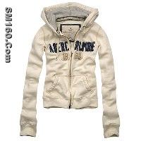 WHOLESALE BRAND JACKETS T-SHIRTS JEANS HATS BAGS