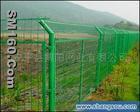 wire mesh fence