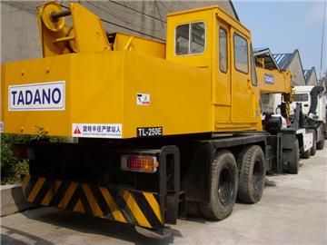 Tadano TL250E Mobile Hydraulic Crane For Sale