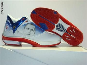 ^_^  Nike, Adidas, Jordan, D&G,Puma,Bape Star,Gucci,Prada,UGG etc shoe