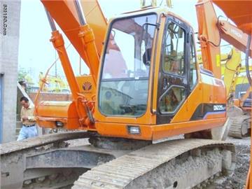  used Daewoo DH225LC-7 excavator