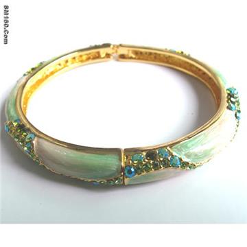 enchased craft bracelet