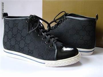 A symbol of the city branded Italian gucci shoes for lady