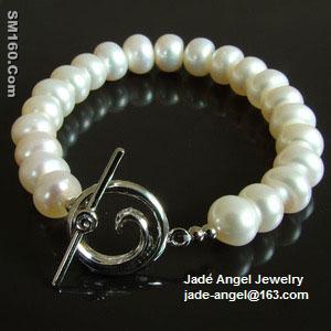 pearl bangle