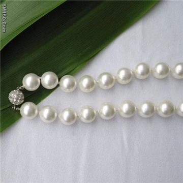 shell pearl necklace,sea shell pearl,pearl jewelry,shell bead,pearls