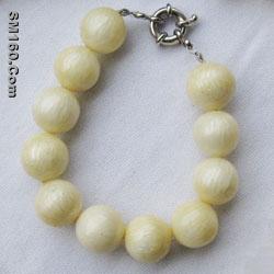 shell bead,shell pearl,shell bead bracelet,pearl jewelry
