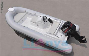 Rigid inflatable boat LY430CE