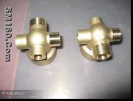 Brass pipe fittings-4 way