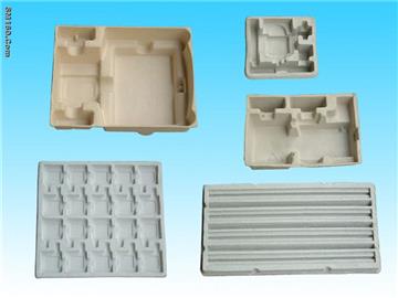 green packing and tray