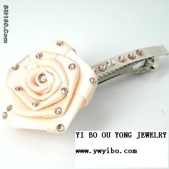 Charming Rose Hair Ormaments