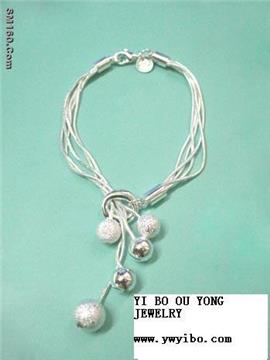 Supply Fashionable  Alloy Plating Silver Bracelets