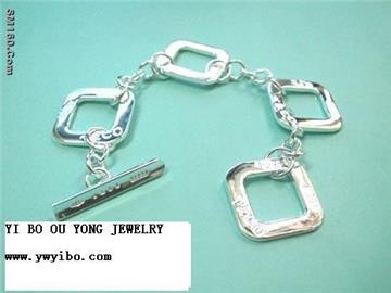 Fashionable  Alloy Plating Silver Bracelets