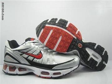 Mens Nike airmax 10k shoes red and silver--FREE shipping