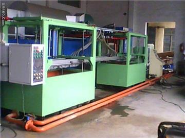 Paper product machine
