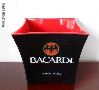PLASTIC ICE BUCKET