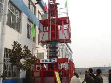 construction elevator