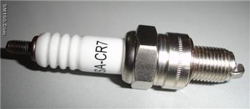 SELL AUTO SPARK PLUG HSA-CR7