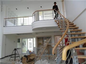 supply luxurious staircase fence and stainless steel balusters 4