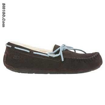 ugg chocolate dakota 5131