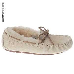ugg sand dakota 5131