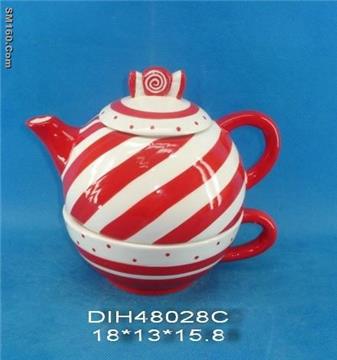 christmas ceramic tea pot