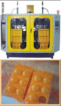 Automatic blow molding machine