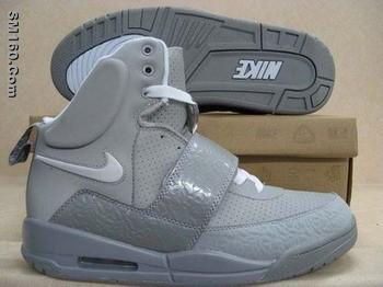 Nike men air yeezy shoes suppliers