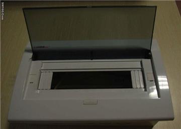 7-9 way Lihon circuit breaker panel