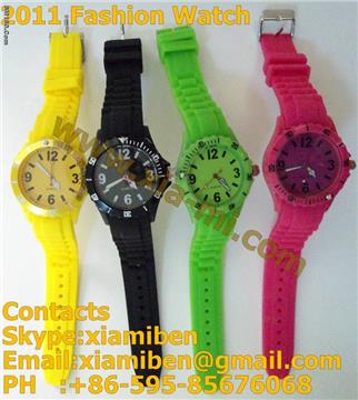 2011 colorful promotional sports silicone quartz watches