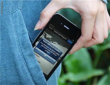 Supply the lowest price for iphone 4, iphone 4S, ipad 2 to Marry Chris