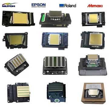 Piezoelectric photo machine nozzle