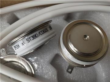 Selling thyristors and rectifier modules,The model is KP7 400-30